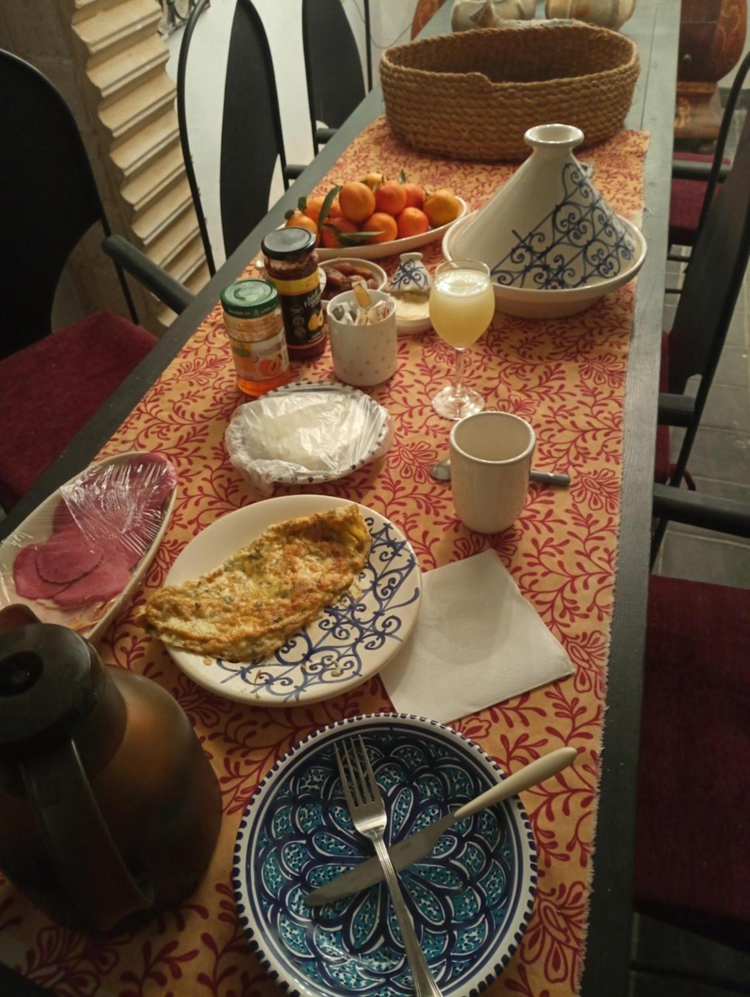 Bed and Breakfast Dar Warda à Bizerte Extérieur photo